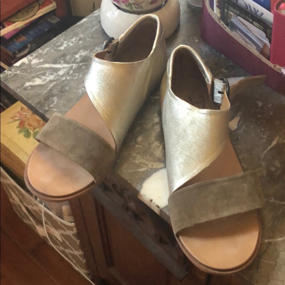 P Monjo sandals